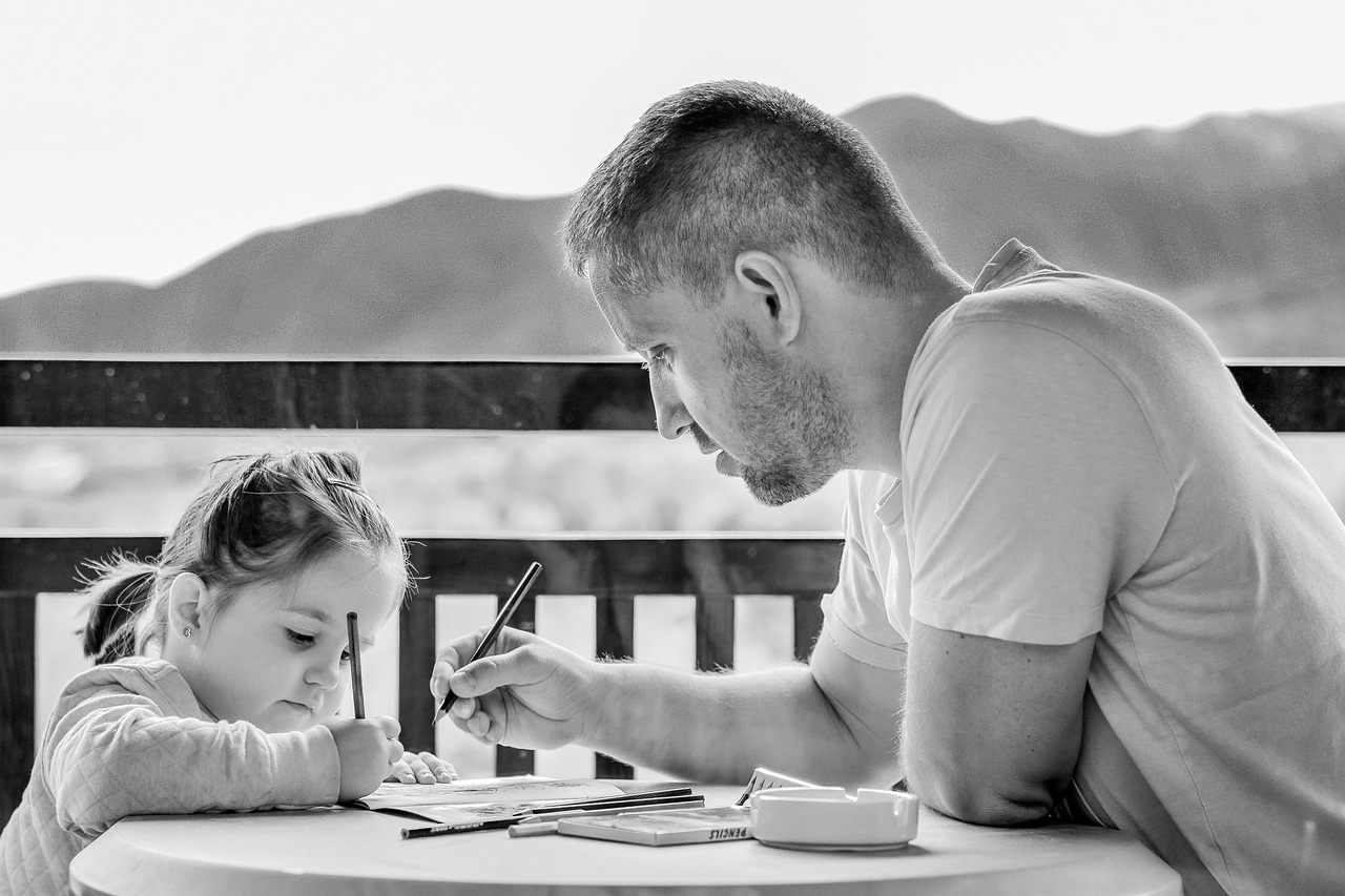 Girl, father, portrait — How to cover a web-based College Education